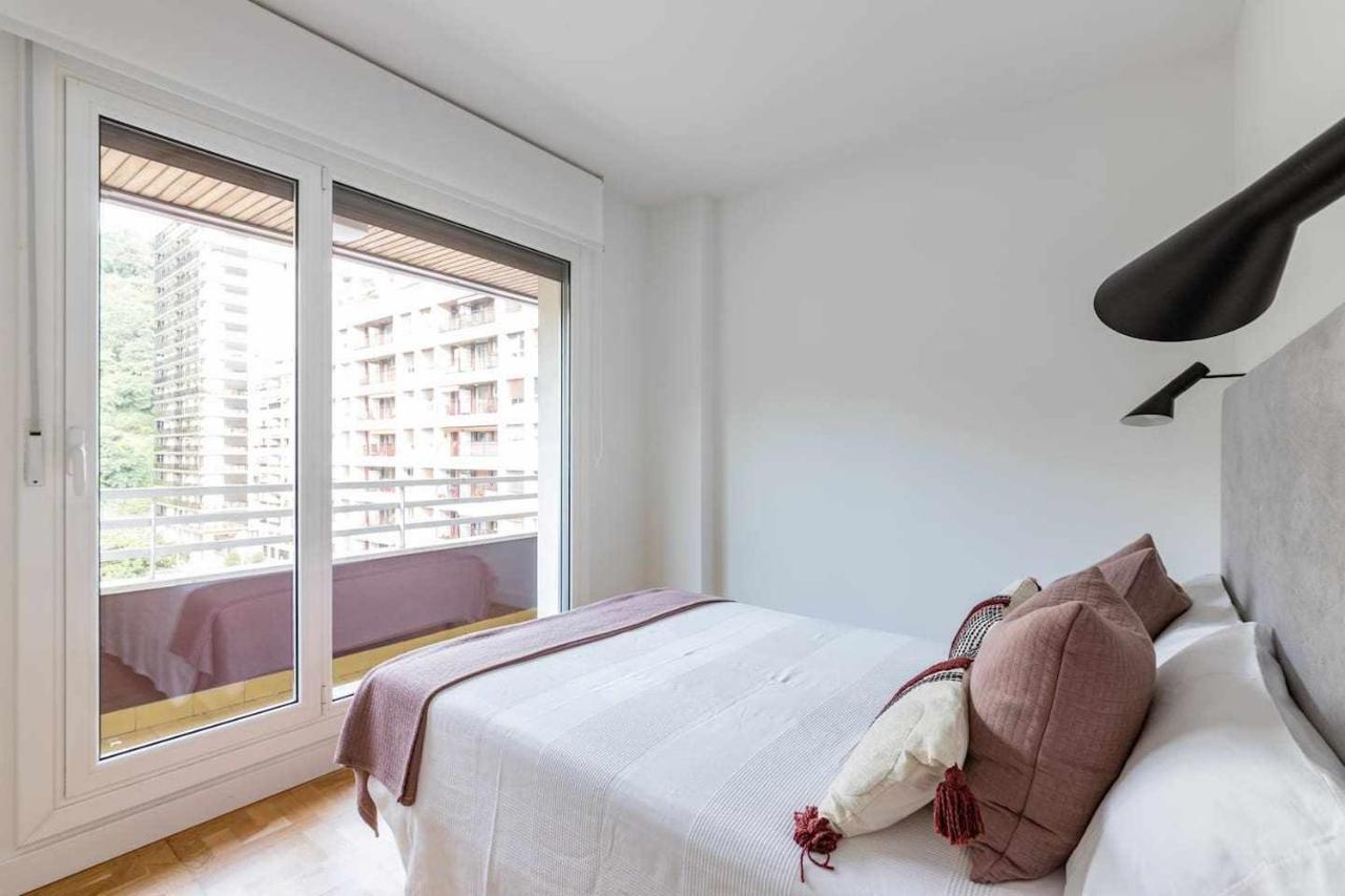 New Amara Suite Friends & Families Parking Σαν Σεμπαστιάν Εξωτερικό φωτογραφία